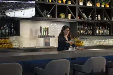 San Jose Marriott Bar with Bartender