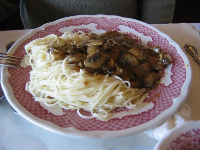 Pasta and mushroom dish