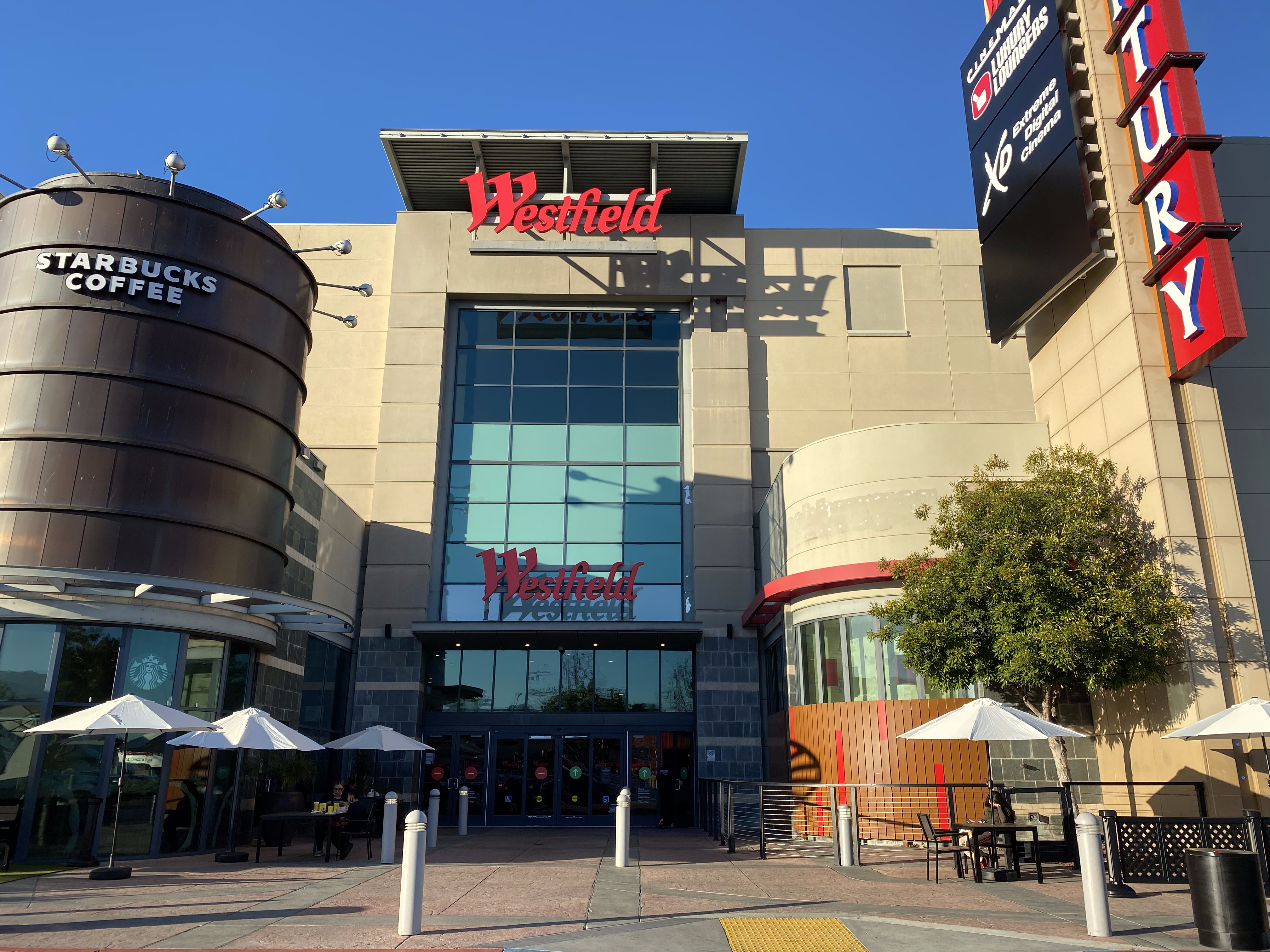 Westfield Oakridge Mall San Jose in San Jose, California - Kid