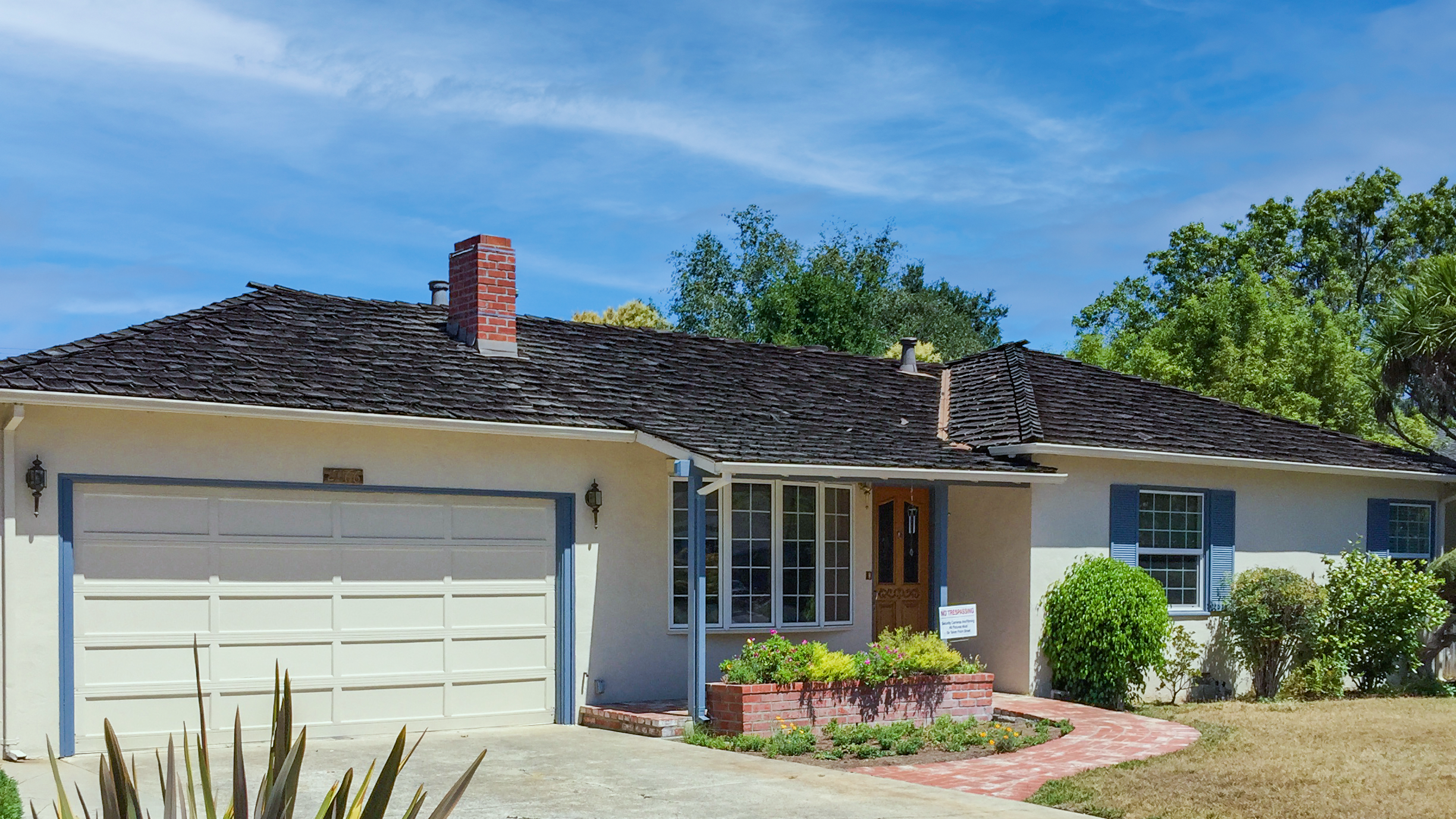 Photo of Apple garage