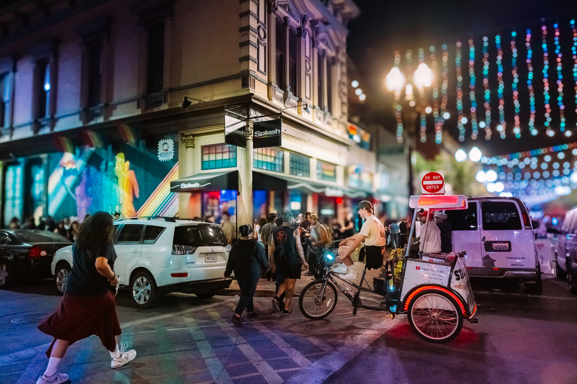 Summer nightlife in Downtown San Jose in front of Splash night club
