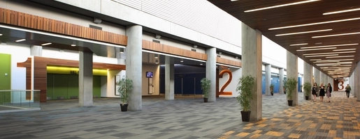 Concourse empty for flexible space