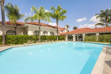 Hayes Mansion Pool