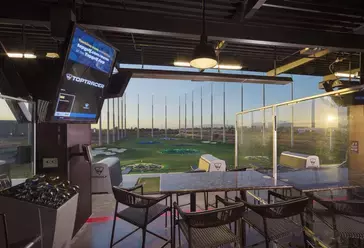 Topgolf bay