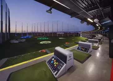 Topgolf bay