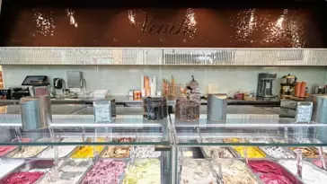 Venchi Gelato Bar