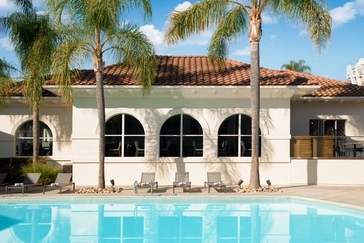 Hayes Mansion Pool