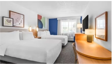 2 Queen beds