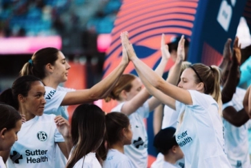 BayFC girls