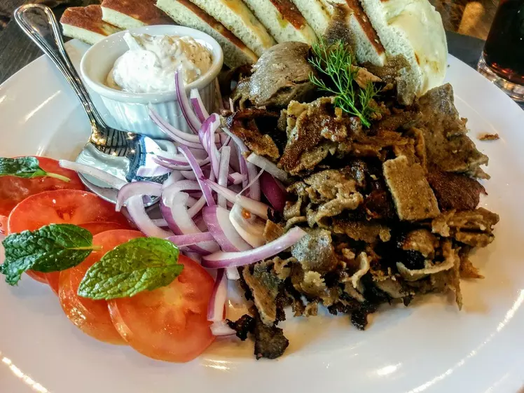 Gyro dish