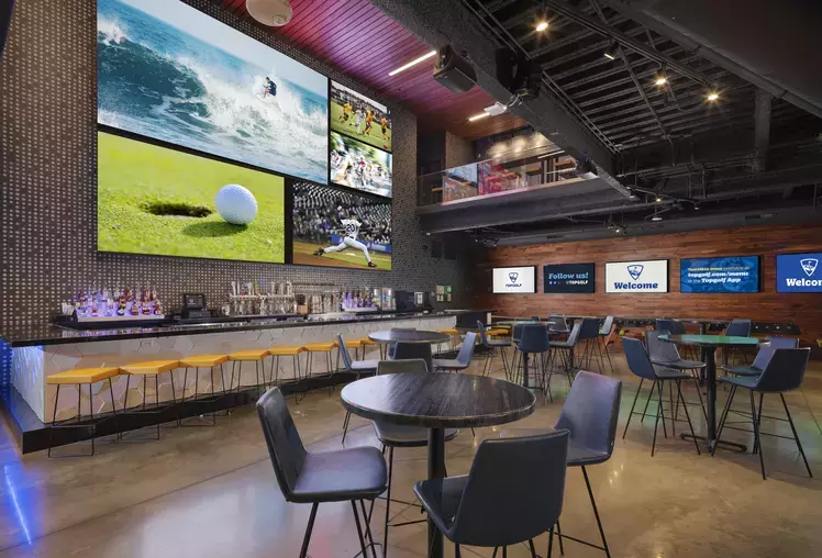 Topgolf sports bar