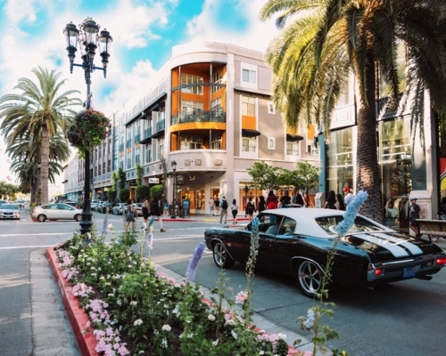 Shopping under the sun at Santana Row, the rodeo drive of Silicon Valley