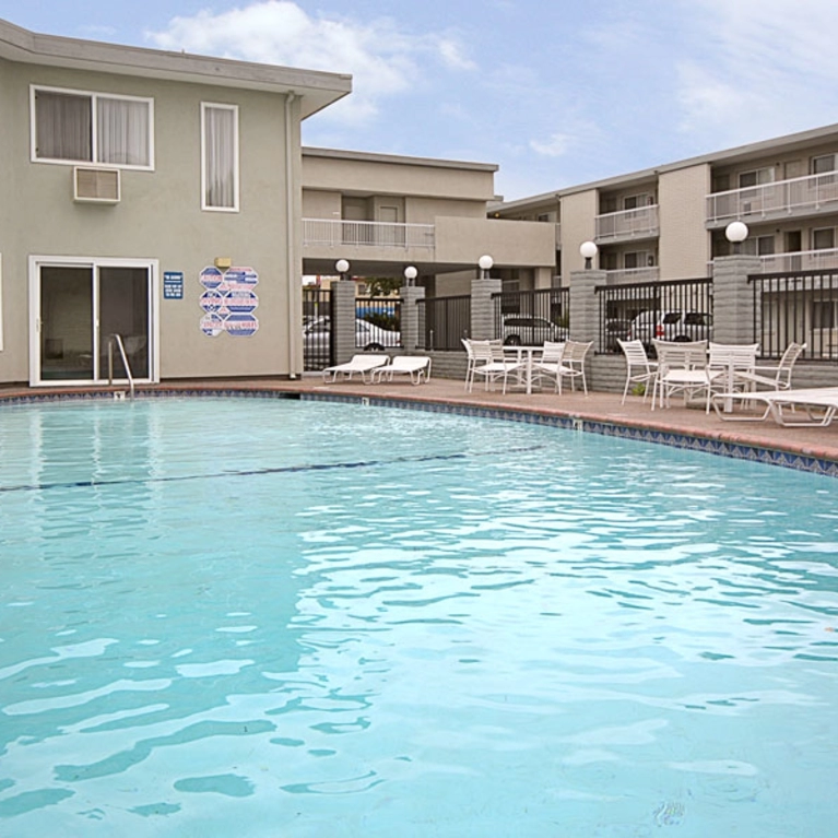 hotel pool