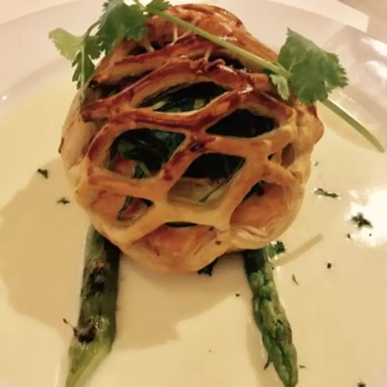 Fancy asparagus dish
