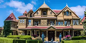The front of the Winchester Mystery House in San Jose